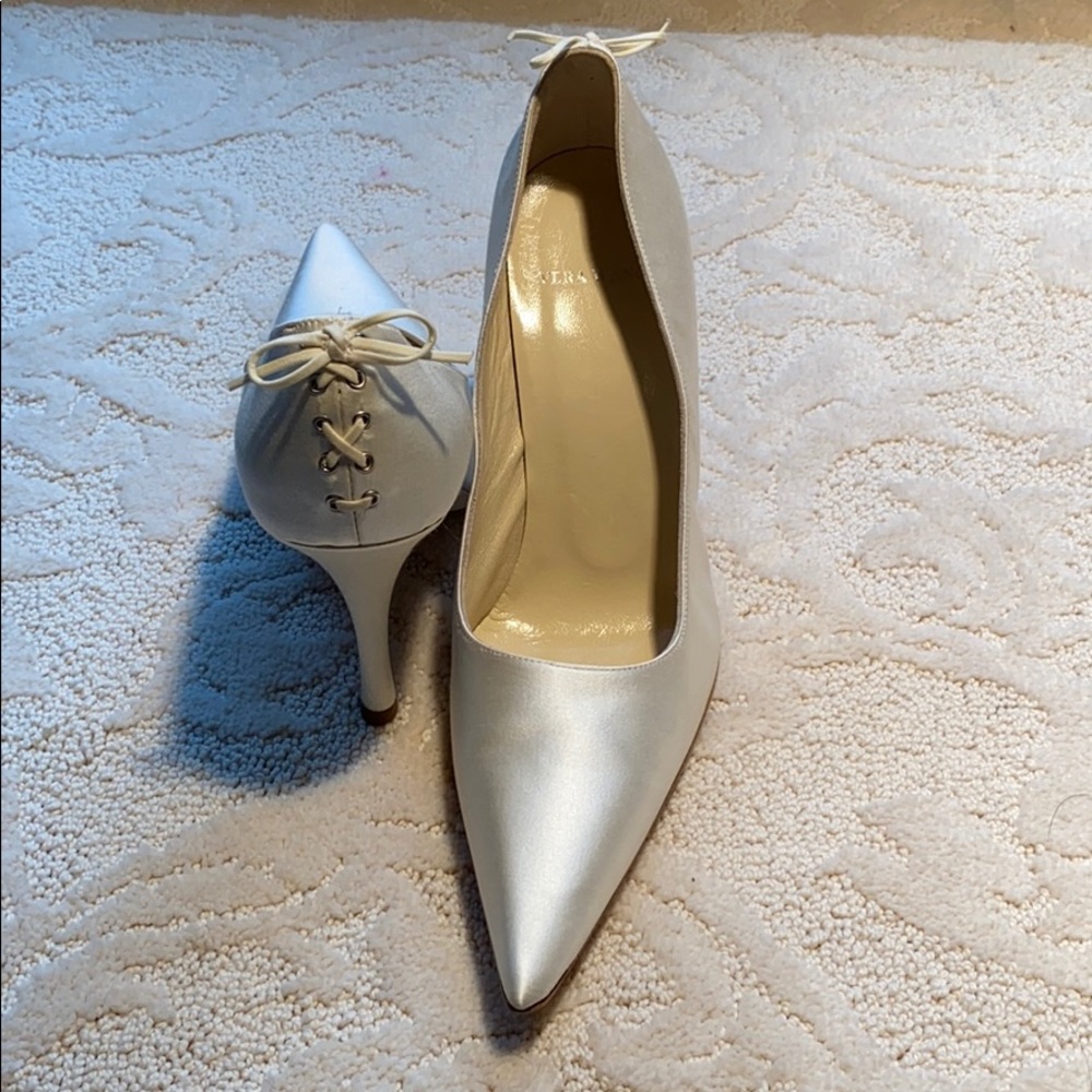 Vera Wang silk heels